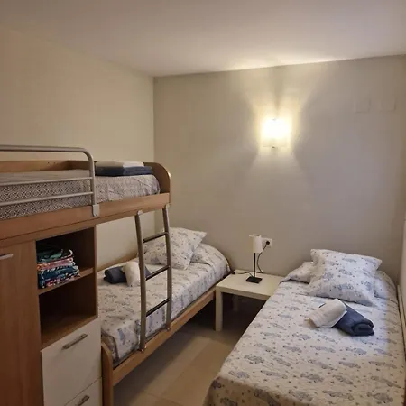 En El Paseo Maritimo, A Escasos Metros Del Mar Apartment