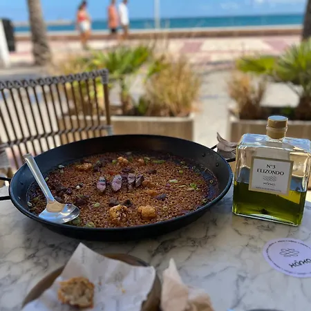 Appartamento En El Paseo Maritimo, A Escasos Metros Del Mar *